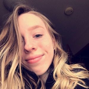 Meet your Posher, Brooke